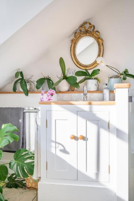 Boat House, Relax In A Whitstable Fisherman'S Cottage Exterior foto